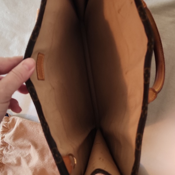 Vintage 90s Louis Vuitton Magazine Bag - Picture 13 of 17